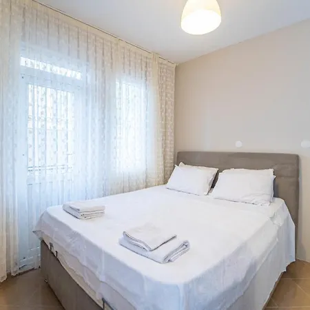 Flat With Balcony Close To Calis Beach In Fethiye Διαμέρισμα Φετιγιέ